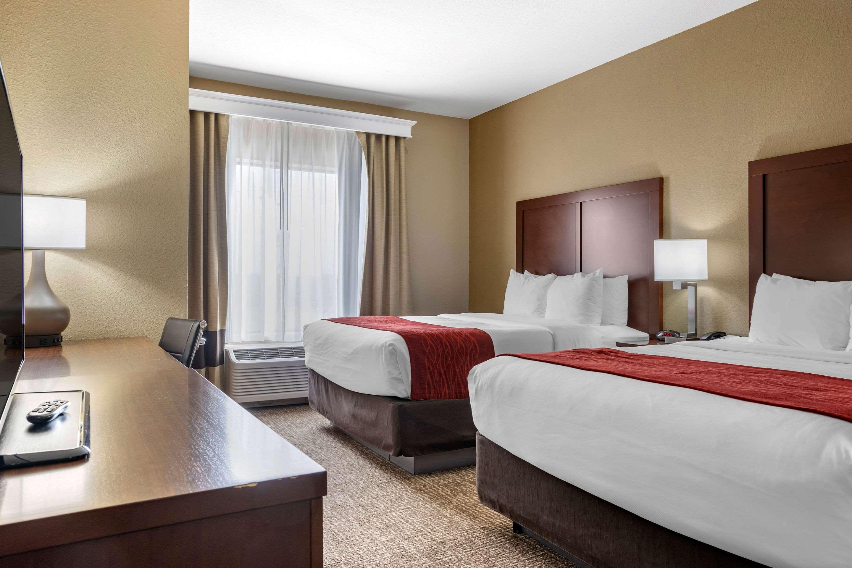 Comfort Inn & Suites Augusta Extérieur photo