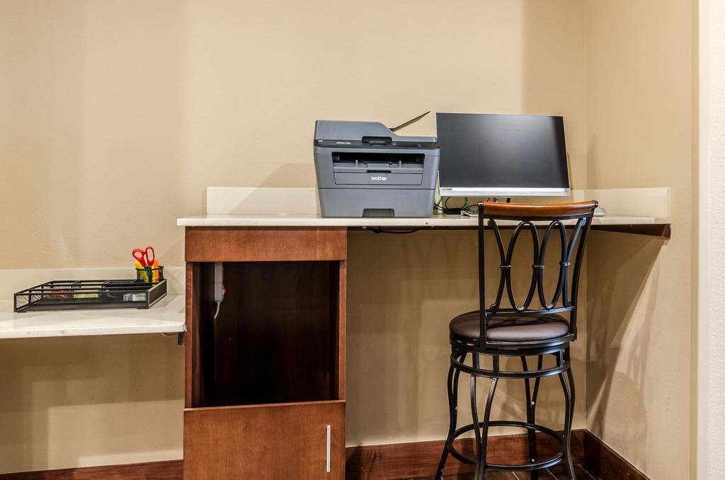 Comfort Inn & Suites Augusta Extérieur photo